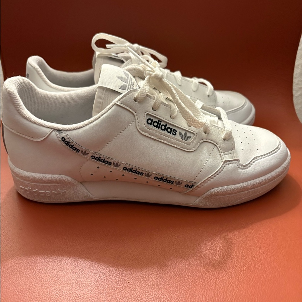 adidas White Men’s Sneakers with Black Logo Trim